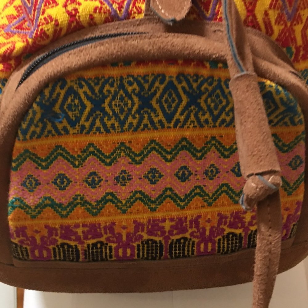 Guatemalan Backpack - Picture 3 of 4